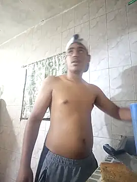 Snapshot of luis230436 chatting on March 28, 2026, 2:45 am luis230436 online show from March 28, 2026, 2:45 am