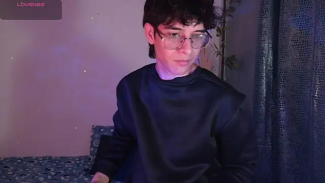 noah millerx online show from March 2, 2026, 5:08 am