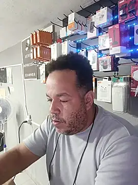 UrsoBissexualPauGrosso online show from April 3, 2026, 10:27 pm