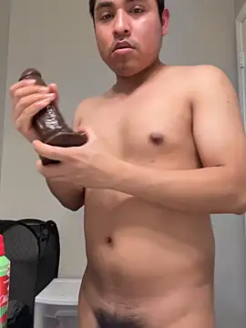 Snapshot of Val3ntin99 chatting on February 28, 2026, 5:40 am Val3ntin99 online show from February 28, 2026, 5:40 am