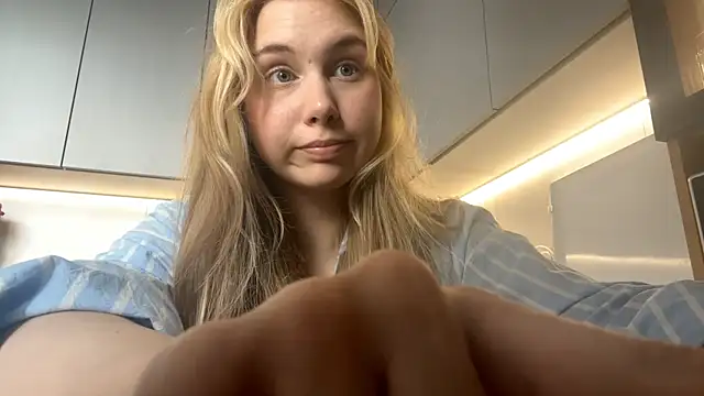 ShariLappas online show from February 28, 2026, 10:15 am