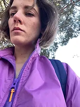 Kamorana online show from April 9, 2026, 10:10 am