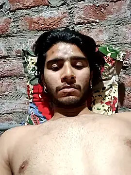 Snapshot of CoralN chatting on March 3, 2026, 1:18 pm CoralN online show from March 3, 2026, 1:18 pm