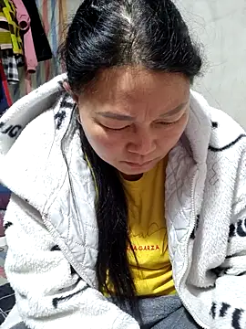 phay79 online show from March 7, 2026, 9:16 am