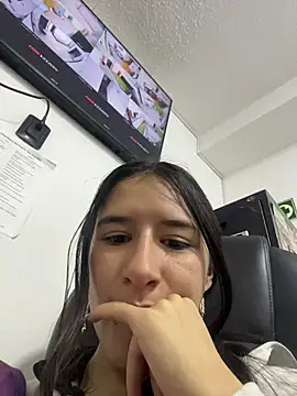 LilyRossi  online show from July 15, 2026, 12:45 pm