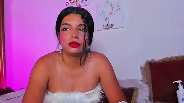 Arianna Moore online show from June 18, 2026, 10:26 pm