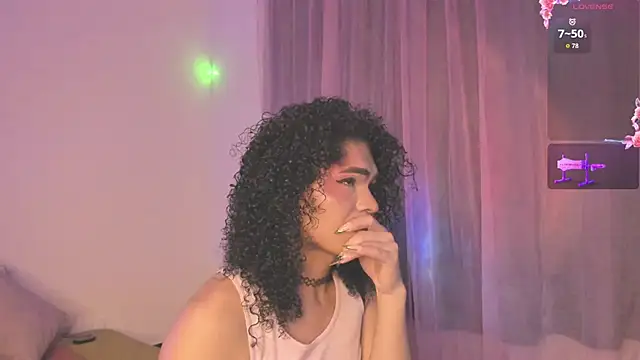 V-nus online show from April 6, 2026, 1:56 am