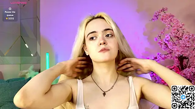 Bambi Bloom online show from March 30, 2026, 6:04 am