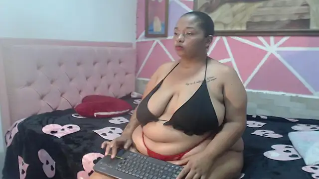 Doll rihana online show from May 28, 2026, 1:24 am