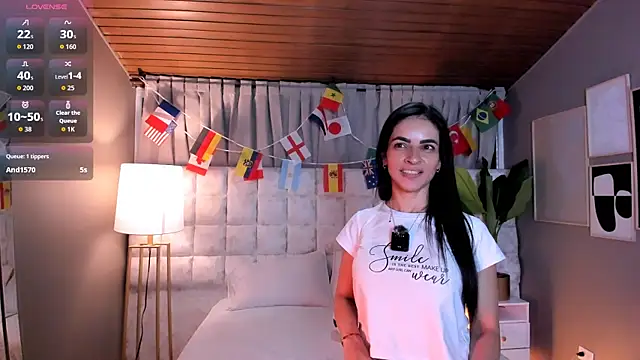 Samantha Velle online show from June 13, 2026, 1:42 pm