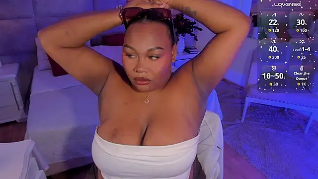 DestinyTornn online show from July 9, 2026, 4:57 am