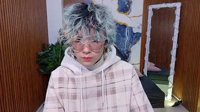 Lyra tay online show from July 9, 2026, 7:02 pm