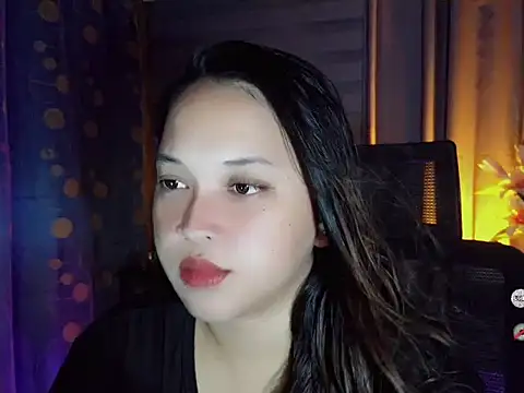 Snapshot of Sweet_coleen chatting on March 19, 2026, 1:22 pm Sweet coleen online show from March 19, 2026, 1:22 pm