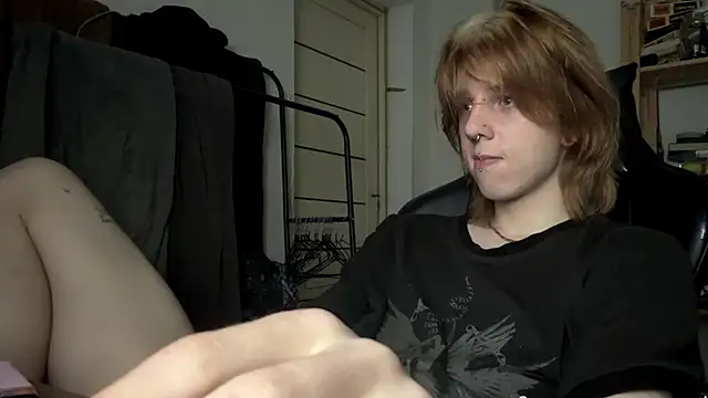 Snapshot of Mark_Shoyer2 chatting on June 25, 2026, 11:32 pm Mark Shoyer2 online show from June 25, 2026, 11:32 pm