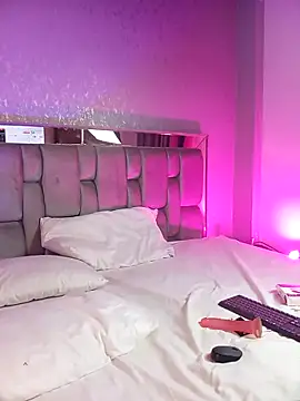 PaulinaLopez  online show from March 12, 2026, 9:08 pm