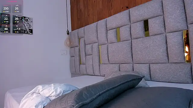 camilaa smith  online show from March 17, 2026, 7:50 pm