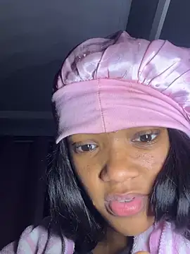 SweetBeauty4you online show from June 18, 2026, 11:32 pm