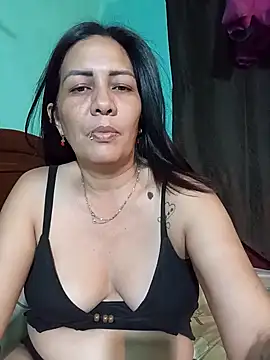 Snapshot of Danielachuletica chatting on March 9, 2026, 2:59 am Danielachuletica online show from March 9, 2026, 2:59 am