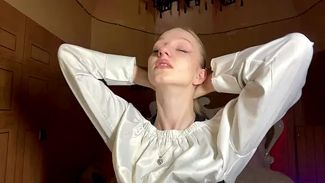 Anika Socutehe online show from March 23, 2026, 4:51 pm