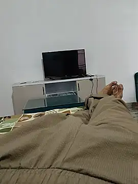shybullggn online show from May 22, 2026, 4:54 am