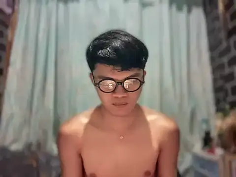 Snapshot of petiteasianxxx chatting on February 27, 2026, 12:38 pm petiteasianxxx online show from February 27, 2026, 12:38 pm