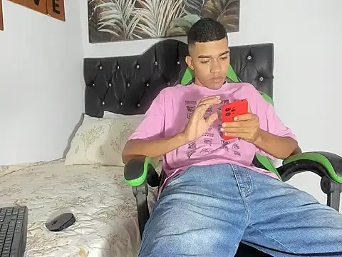 mauricio smiith online show from March 1, 2026, 2:11 am