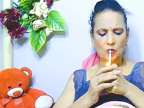 Hot queen58 online show from June 4, 2026, 4:11 pm