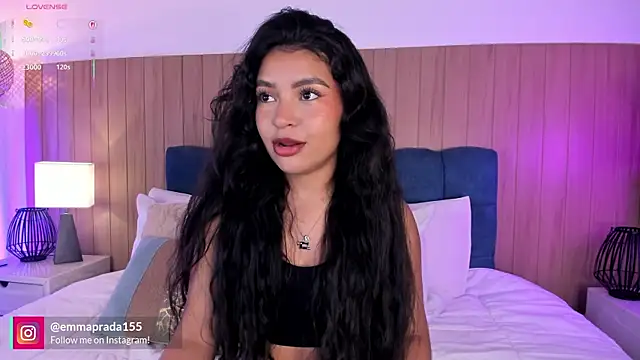 missprada  online show from June 13, 2026, 12:03 pm
