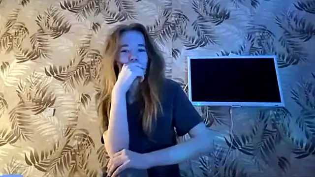 LeomaJee online show from March 28, 2026, 1:06 am