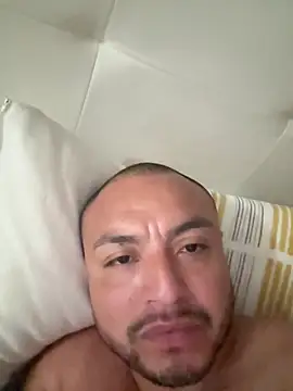 alexandeerr1986 online show from June 26, 2026, 9:15 am