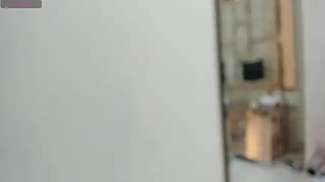 Titan Moreno  online show from April 8, 2026, 11:55 am