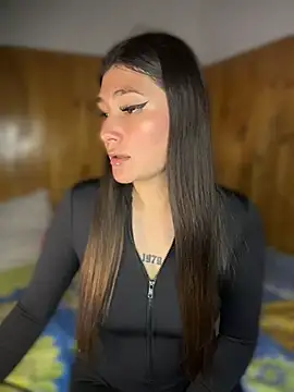 Snapshot of Miss_Dani chatting on June 1, 2026, 4:56 am Miss Dani online show from June 1, 2026, 4:56 am