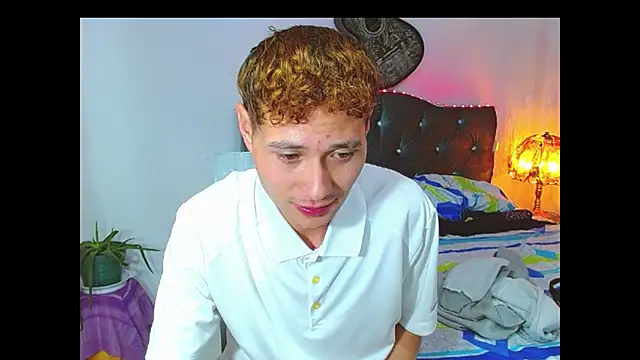  Santi2 online show from March 18, 2026, 3:20 am