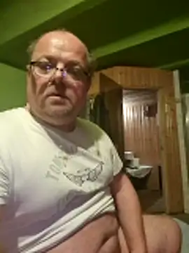 Snapshot of Langoloajkak01 chatting on February 28, 2026, 1:22 pm Langoloajkak01 online show from February 28, 2026, 1:22 pm