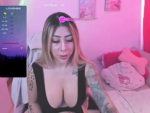 Snapshot of Martina_robertss chatting on June 12, 2026, 2:26 pm Martina robertss online show from June 12, 2026, 2:26 pm