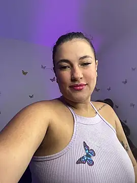 veronica  olsonn online show from May 9, 2026, 3:32 am