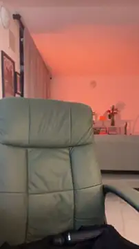 Ginaaa  online show from April 21, 2026, 1:42 am