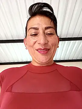 Lucia Rios online show from May 10, 2026, 5:26 pm