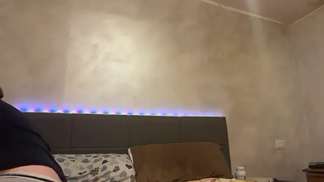 Snapshot of coppiachaserchubby chatting on March 28, 2026, 8:10 pm coppiachaserchubby online show from March 28, 2026, 8:10 pm