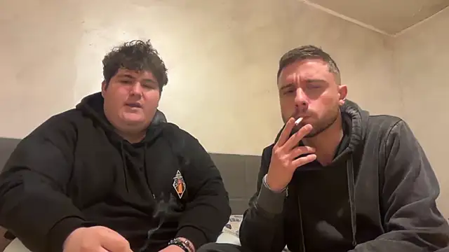 Snapshot of coppiachaserchubby chatting on March 26, 2026, 1:42 pm coppiachaserchubby online show from March 26, 2026, 1:42 pm