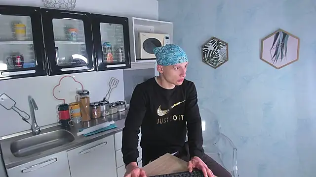 DIEGO JONES online show from March 9, 2026, 2:09 pm