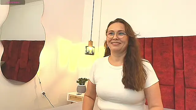  Monaliza  online show from July 6, 2026, 12:23 pm