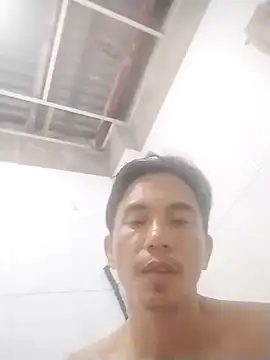 traiwe06 online show from March 13, 2026, 8:47 pm