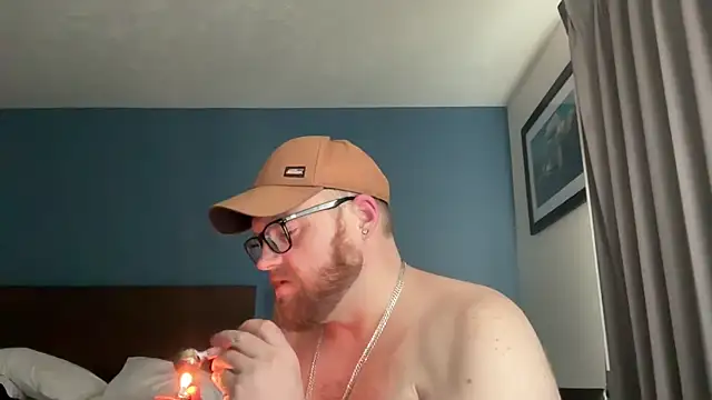 zeusontheloose1 online show from February 28, 2026, 11:37 pm