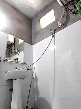 Lilinn  online show from March 31, 2026, 3:30 am