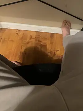 Snapshot of golon333 chatting on March 1, 2026, 4:34 am golon333 online show from March 1, 2026, 4:34 am