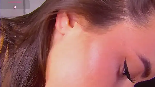 TrishaWinslet  online show from March 14, 2026, 3:29 pm