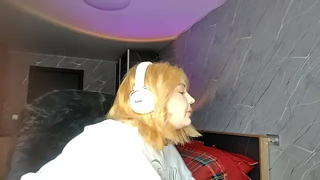 Snapshot of OkHaven chatting on March 1, 2026, 2:17 pm OkHaven online show from March 1, 2026, 2:17 pm