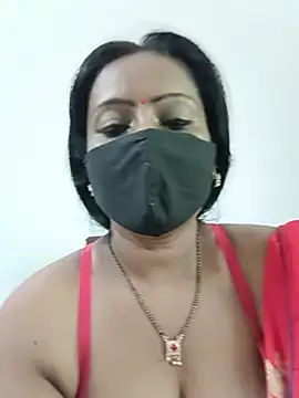 misti-boudii online show from July 25, 2026, 3:47 am