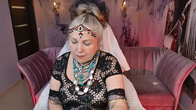 LilaMaharani online show from April 14, 2026, 12:54 pm